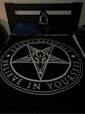 Black Craft Cult Blanket Moonlight Black "Believe in yourself"